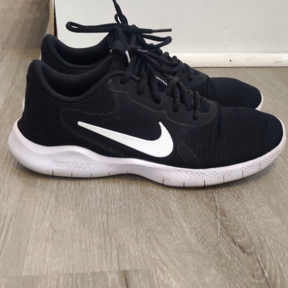Nike Flex